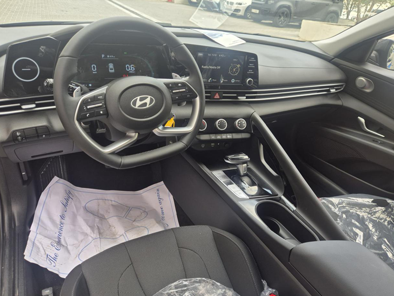 Hyundai Elentra 2025